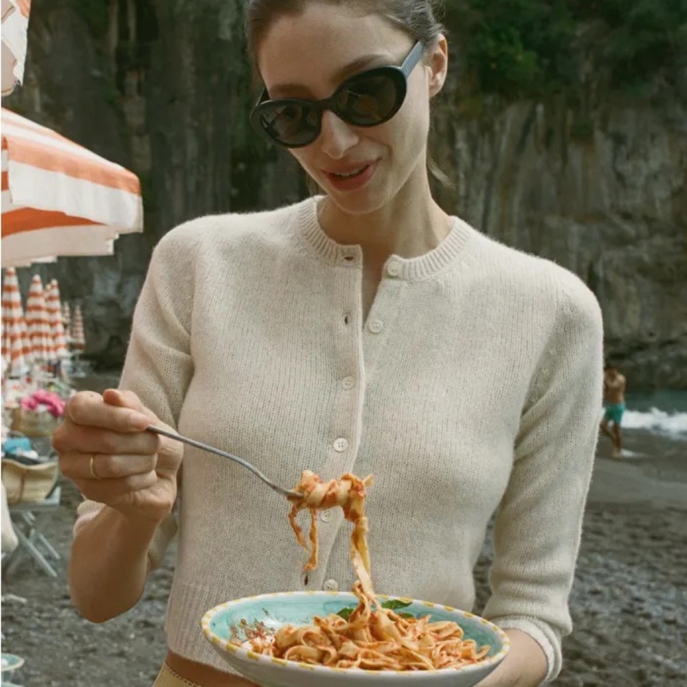 Doen Danae Cashmere Crewneck Cardigan in Dogwood